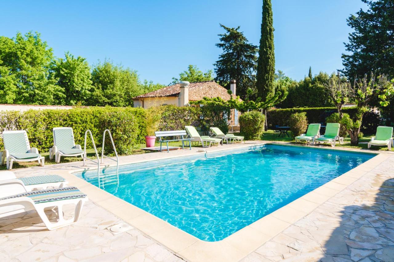 Hotel Au Bien Etre Piscine Chauffee Villecroze Esterno foto